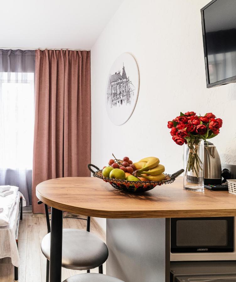 Apartmán Затишні Смарт-Квартири В Історичному Центрі! Užhorod Exteriér fotografie