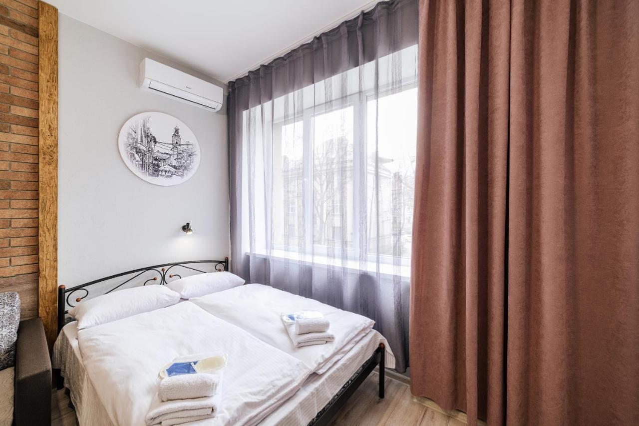 Apartmán Затишні Смарт-Квартири В Історичному Центрі! Užhorod Exteriér fotografie