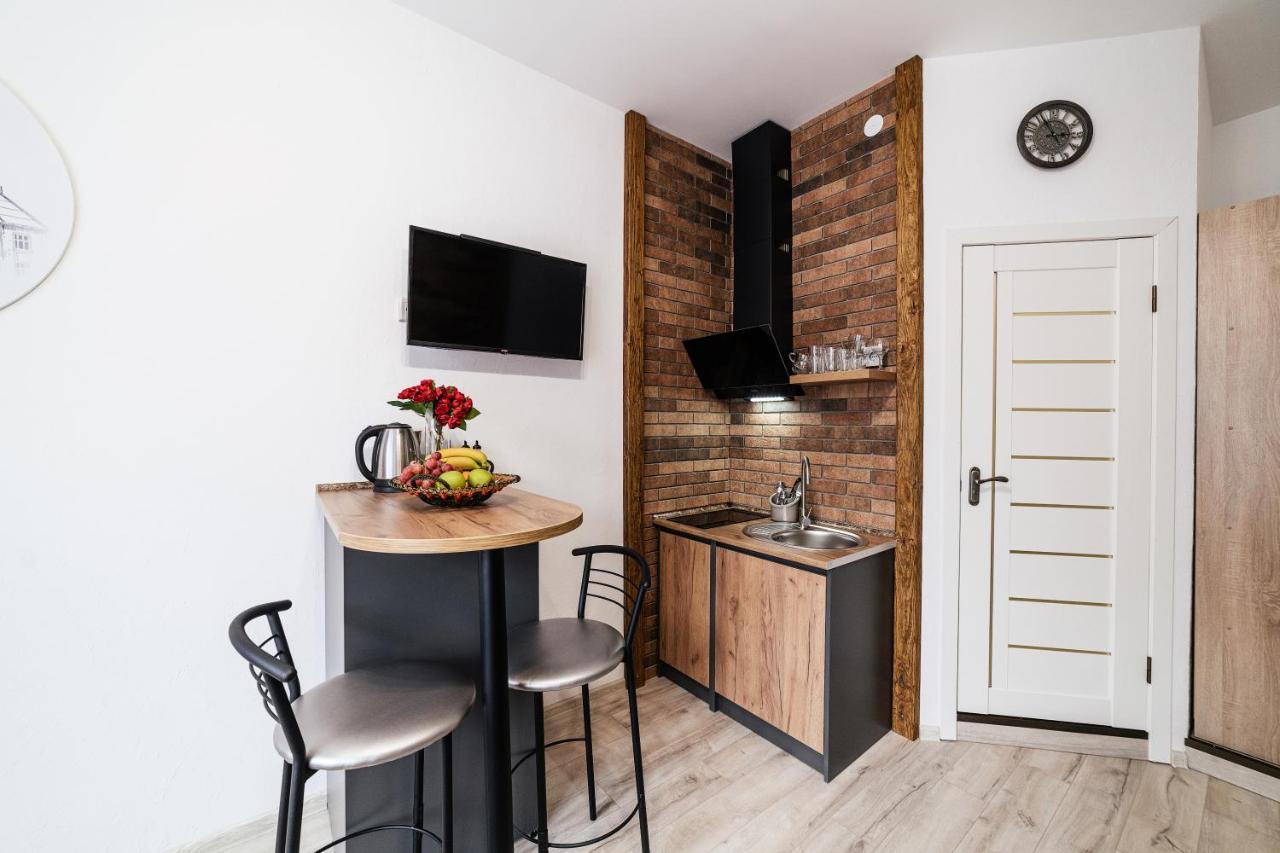 Apartmán Затишні Смарт-Квартири В Історичному Центрі! Užhorod Exteriér fotografie