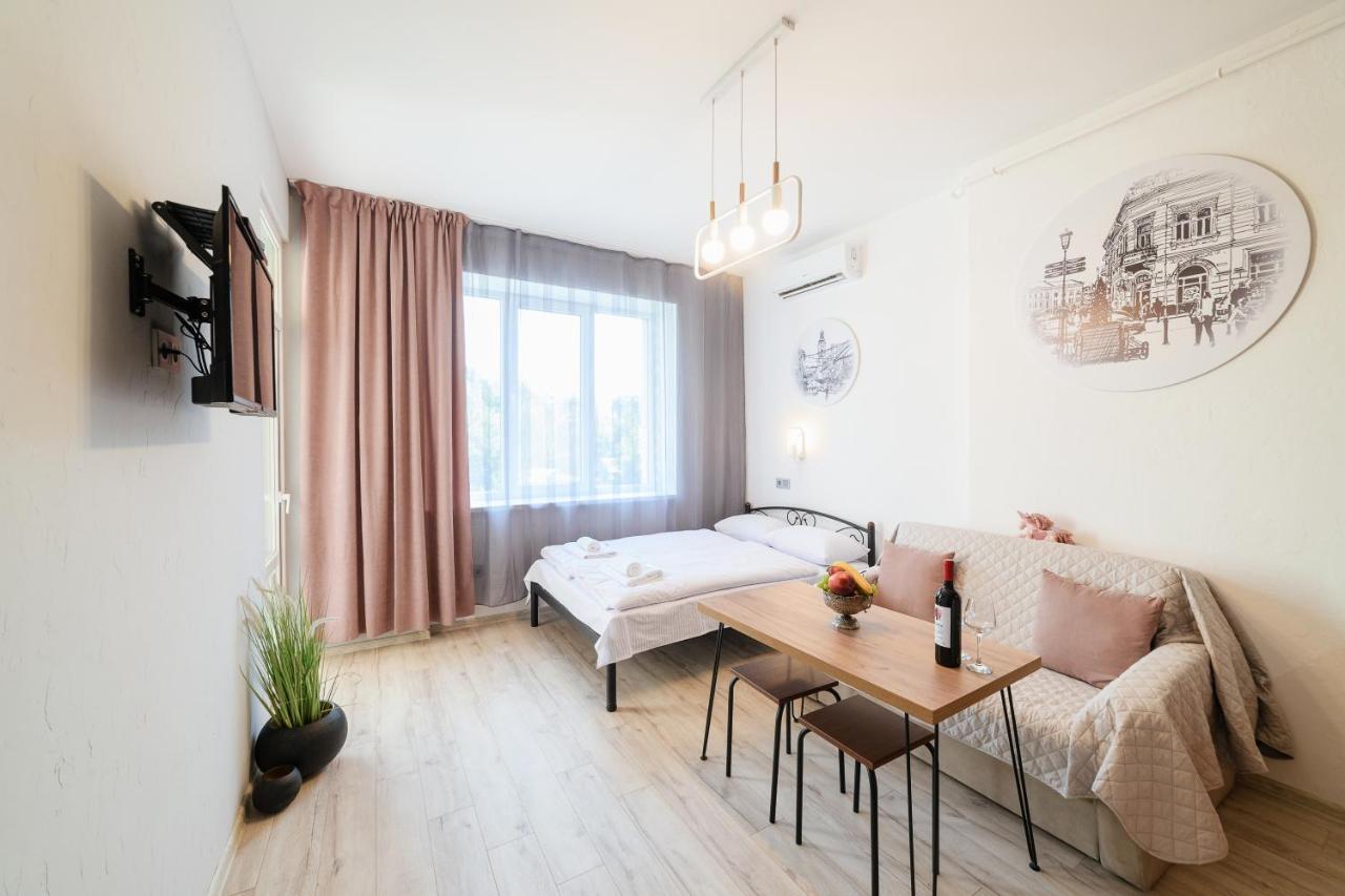 Apartmán Затишні Смарт-Квартири В Історичному Центрі! Užhorod Exteriér fotografie