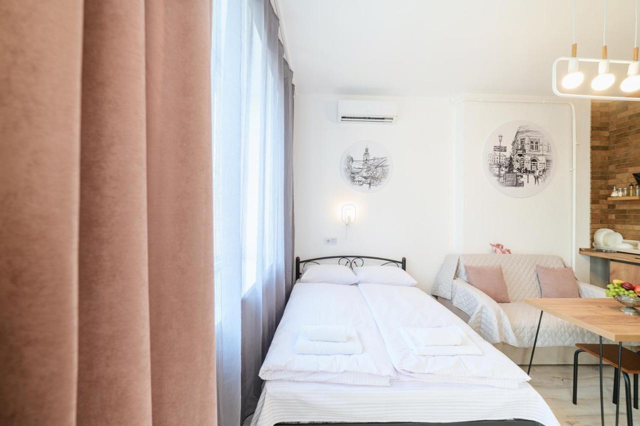 Apartmán Затишні Смарт-Квартири В Історичному Центрі! Užhorod Exteriér fotografie