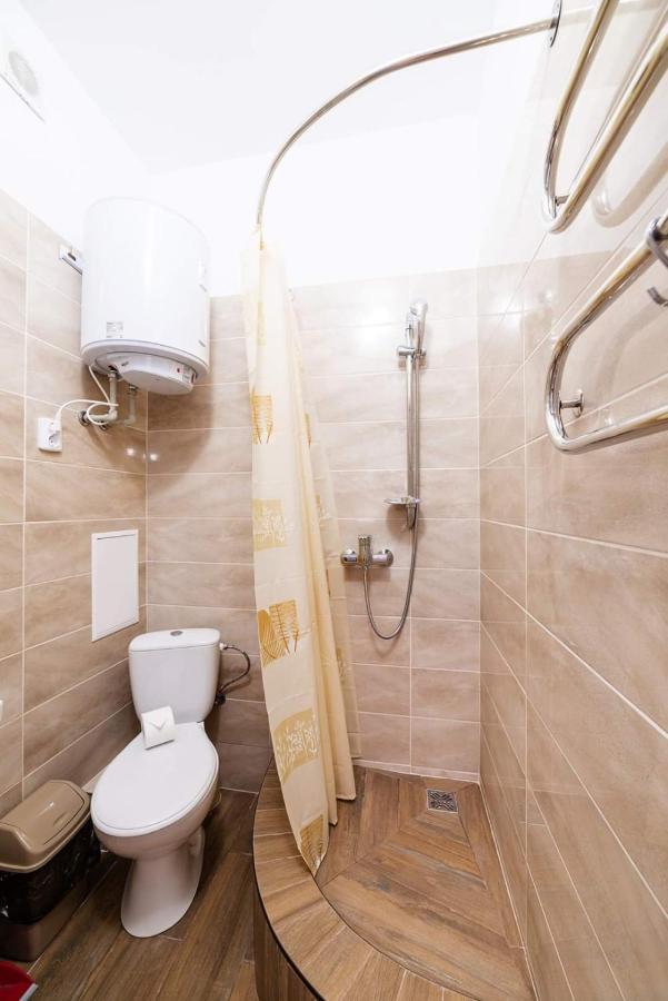 Apartmán Затишні Смарт-Квартири В Історичному Центрі! Užhorod Exteriér fotografie